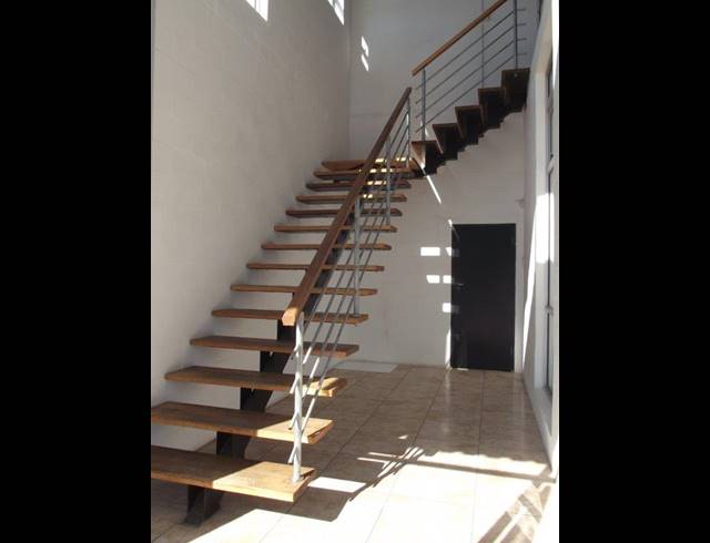 507M² WAREHOUSE RENTED IN CAPRICORN